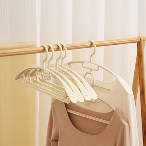Lot de 5 cintres portables en ABS moulés par injection, à épaules larges, antidérapants, sans trace, empilables, pour l'organisation de la garde-robe - Product Image 2