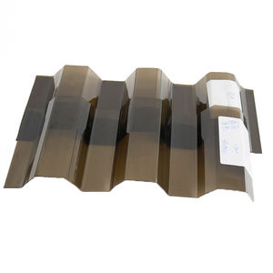 Placa de Policarbonato Corrugado de 0,7-2mm Resistente a UV - Painel de Transmissão de Luz para Estufas/Coberturas - Product Image 2