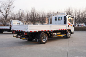 Camión KAMA M31 de Alta Calidad, 2.3L Gasolina Euro 4, Carga de 3T, Semicabina para Construcción, Comercio y Logística Interurbana - Product Image 3