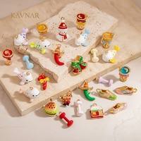 KAVNAR Breloques en émail 3D assorties, plaquées or PVD, motifs Baleine, Noël, Alimentation, Sport, pour la fabrication de bijoux DIY (bracelets, colliers)
