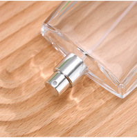 Flacons de parfum vides en verre transparent rectangulaires de 100 ml avec pompe pulvérisatrice, personnalisables avec logo, pour cosmétiques, assurance qualité, MOQ flexible