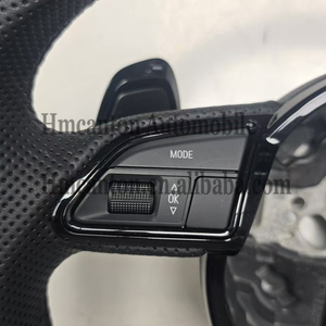 พวงมาลัยคาร์บอนไฟเบอร์หุ้มหนังแบบเจาะรูสำหรับรถยนต์ Audi A3 A4L A5 A6L A7 Q3 Q5 รุ่นใหม่ ขายส่ง - Product Image 2
