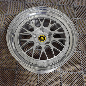 JZ Motorsport E88 E07 E87 5-Lug 18 Pulgadas Multipieza Ruedas Clásicas E39 E46 E36 328i E32 E34 E28 E30 M3 Hecho A Medida Especificaciones - Product Image 4