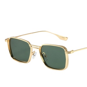 <span class=keywords><strong>Gafas</strong></span> de Sol Retro Estilo Hong Kong con Doble Barra, <span class=keywords><strong>Montura</strong></span> Cuadrada a Rayas, Protección UV, Modernas - Product Image 1