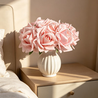 Luxe tactiele hydraterende rozen zijden kunstbloemen voor thuis, woonkamer, bruidsboeket, bloemstukken voor hotels.