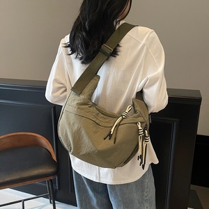 2025 Alibaba online moda unisex sport da viaggio con tracolla a tracolla logo personalizzato, <span class=keywords><strong>nuovo</strong></span> design da donna <span class=keywords><strong>messenger</strong></span> da palestra all'aperto low moq - Product Image 5