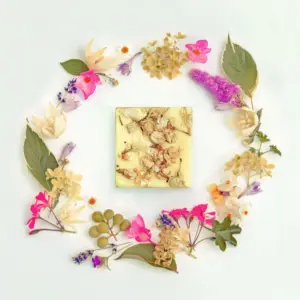 Private Label Natural Orgânico Witch Hazel Jasmine Flower Óleo Essencial Calmante Anti Acne Handmade Soap Bar