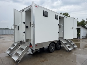 Unité <span class=keywords><strong>de</strong></span> toilettes et <span class=keywords><strong>de</strong></span> douche <span class=keywords><strong>de</strong></span> luxe sur mesure Cogsun, remorque <span class=keywords><strong>de</strong></span> toilettes autonome pour la plage. - Product Image 2