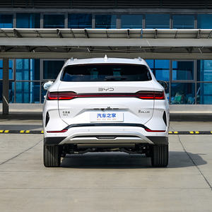 2025 Song Plus DM-i cuenta con una pantalla táctil giratoria de 15,6 pulgadas con conectividad inteligente y navegación controladas por voz - Product Image 3