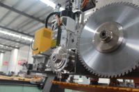 Routeur CNC à double scie ATC pour la découpe, le fraisage et le perçage de panneaux en nid d'abeille en aluminium, machine de traitement automatique des panneaux