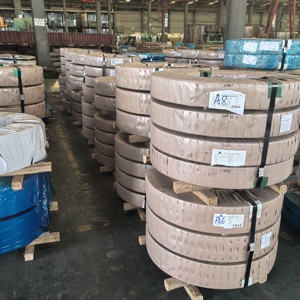 מפעל s430 ss316 סליל רצועות סליל מראה זהב לסיים 201 304 רצועות נירוסטה מותאמות אישית רצועות דקורטיביות מותאמות אישית - Product Image 2