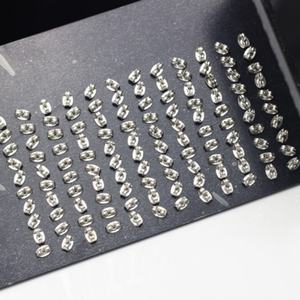 Boucles d'oreilles clous en argent 925 de 5 mm, magnifiques, rondes, design tendance, avec zircon, pour femme, cadeau, idéales pour les fêtes, vente en gros directe usine - Product Image 3