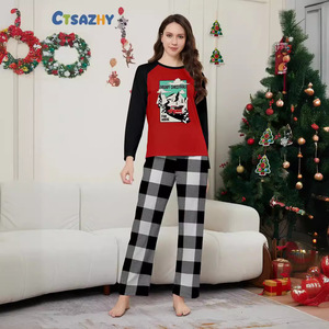 Completo Invernale Stile Coreano per Genitori e Figli, Tutina Natalizia per Neonati con Stampa Auto sulla Montagna Innevata, <span class=keywords><strong>Pigiama</strong></span> Morbido in Poliestere per Genitori e Bambini 2024 - Product Image 4