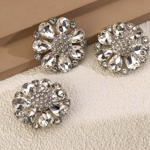Rhinestone Flower Decorative <b>Buttons</b> Silver Alloy Clothing Accessories Nickel Free For Fur Coats - Product Image 1