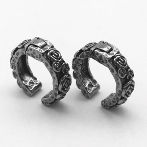 yunnique Vintage Rose Pattern <b>Cuff</b> <b>Earrings</b> Tibetan Silver Spring Clip Ear <b>Cuffs</b> For Cartilage Fashion Jewelry - Product Image 1