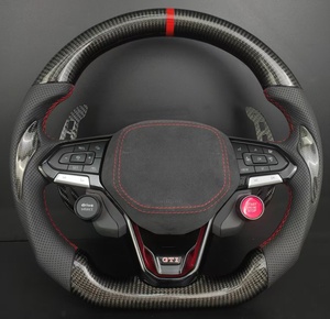 <span class=keywords><strong>Volant</strong></span> de voiture en cuir et fibre de carbone véritable personnalisé pour VW Golf 8 GTI MK8 avec palettes de changement de vitesse à rayures et bouton de démarrage - Product Image 1