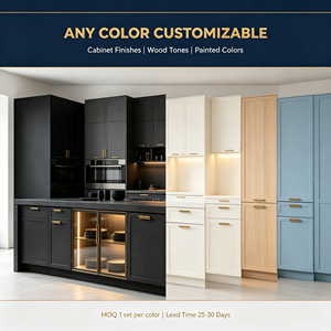 Armoires <span class=keywords><strong>de</strong></span> <span class=keywords><strong>cuisine</strong></span> sur mesure en MDF avec revêtement PVC noir mat, armoires murales d'îlot, poignées dorées, éclairage LED, respectueuses <span class=keywords><strong>de</strong></span> l'environnement - Product Image 5