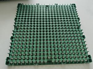 Cellule de drainage en <span class=keywords><strong>nid</strong></span> <span class=keywords><strong>d</strong></span>'<span class=keywords><strong>abeille</strong></span> de 3cm <span class=keywords><strong>d</strong></span>'épaisseur installée <span class=keywords><strong>avec</strong></span> un géotextile de 200gsm pour le jardin sur le toit, le balcon et les jardinières - Product Image 5