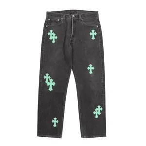 שטף מותאם אישית שחור ג 'ינס מכנסיים עם ירוק צלב תיקון במצוקה צלב ג' ינס גברים ג 'ינס קרוע עם תיקוני