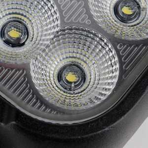 Lampe de <span class=keywords><strong>travail</strong></span> <span class=keywords><strong>led</strong></span> carrée compacte de 3 pouces 50W 4000lumens phares agricoles robustes - Product Image 3