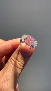 Bague de fiançailles hip-hop élégante en or plaqué 14 carats avec diamant de laboratoire taille coussin fantaisie de 2 carats, bijou raffiné, cadeau pour femme - Product Image 4