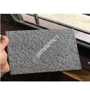 แผ่นหินแกรนิตสีดำธรรมชาติและกระเบื้องสำหรับเคาน์เตอร์ครัว พื้น ผนังหุ้ม ห้องน้ำ และหินตกแต่งภายใน - Product Image 1