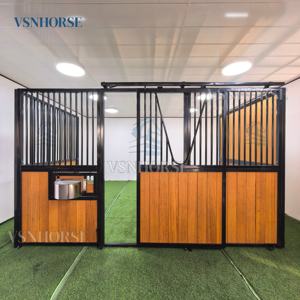 特注耐久性のある馬小屋キットスライドドア付きフロントパネルモジュラーバーンストールV窓付き - Product Image 3