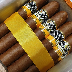 ป้ายวงแหวนซิการ์แบบกำหนดเอง ป้ายบรรจุภัณฑ์ซิการ์แบบนูน ป้ายโลโก้ปั๊มทอง ป้ายวงแหวน ป้ายสติ๊กเกอร์วงแหวนซิการ์ - Product Image 2