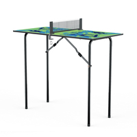 Petite table de ping-pong multi-usage avec conception pliante assemblée par filet