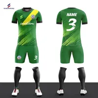 Großhandel Custom Günstige Sublimation Design Erwachsene Quick Dry Fußball Uniform Sets Atmungsaktive Uniformen Fußball Shirts Für Männer