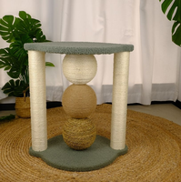 Vente directe fabricant : Jouets pour chat de haute qualité, écologiques, en gros, griffoirs durables en bois, tapis en sisal et papier.