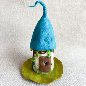 Handgemaakt Vilt Vogelhuisje Bos Sprookjesachtige Huis Tuin Vilt Wol Vilt Sprookjesachtige Fee - Product Image 1