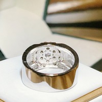 Bague pour homme en or rose style montre, sertie de pierres précieuses et de zirconium, plaquée cuivre, pour fiançailles, anniversaire et occasions festives