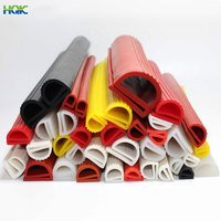 Bande d'étanchéité pour four à haute élasticité fournie en usine Bande d'étanchéité en caoutchouc pour profilé en silicone personnalisé pour armoire à vapeur