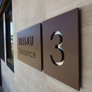 Placa de Puerta de Hotel con Número de Casa Personalizado y Letras Metálicas 3D de Acero Inoxidable con LED - Product Image 4