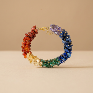 Bracelet bohème en perles de cristal multicolores, plaqué or, fermoir poli, unisexe, bijou cadeau du Gujarat - Product Image 3