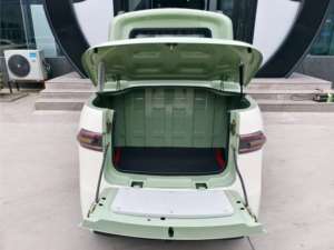 Triciclo Eléctrico de Carga de Primera Categoría, Vehículo Moderno con Cabina, Certificación EEC y Compartimento de Almacenamiento Trasero - Product Image 6