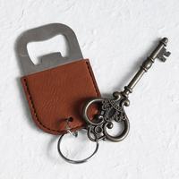 Porte-clés décapsuleur en similicuir gravé au laser en acier inoxydable, cadeau moderne personnalisé pour garçons d'honneur et témoin de mariage