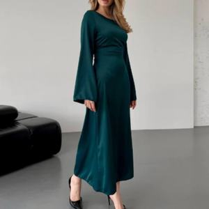 Robe longue élégante en satin de soie vert foncé, manches longues cloche, taille drapée, dos ouvert, pour occasions spéciales - Product Image 1