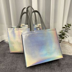 Bolsas de Compras Reciclables de Tela No Tejida con Logotipo Personalizado al por Mayor para Zapatos y Ropa, con Asa de Parche y Lámina de Aluminio Impresa - Product Image 1