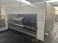 Machine d'impression semi-automatique pour le découpage rotatif et le rainurage du carton ondulé avec alimentation semi-automatique du papier