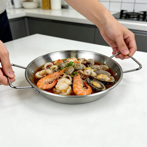 Sartén Redonda Plana Minimalista Personalizable Directo de Fábrica, Sartén de Acero Inoxidable para Mariscos y Fideos con Asas - Product Image 1