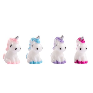 Figurines en résine de licorne de dessin animé Dp Mini, bleu, rose, rouge, décoration de la maison, ornements artisanaux artistiques - Product Image 5