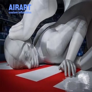Enorme palcoscenico espositivo che decora il modello di scultura gonfiabile di body art con design creativo