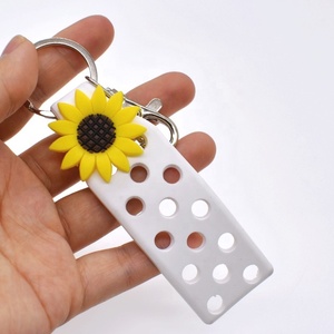Porte-clés en métal PVC pour sabots, idéal pour les breloques de chaussures - Vente en gros directe usine - Product Image 4