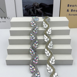 XLQ4050 Nouveauté 2026 Garnitures décoratives en strass de cristal thermocollantes pour robes <span class=keywords><strong>Samba</strong></span> et sacs de vêtements Trinidad - Product Image 4
