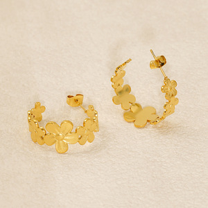 Nuovi <span class=keywords><strong>Orecchini</strong></span> a Cerchio Geometrici in Acciaio Inossidabile Elettroplaccato, Stile Europeo e Americano, Versatili e Unici, Popolari <span class=keywords><strong>Online</strong></span> per Donne - Product Image 4