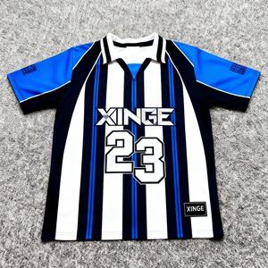 Camiseta Deportiva a Rayas Más Vendida en 2026, Jersey de Fútbol Personalizado con Número Digital Impreso, Camiseta Corta de Estilo Urbano para Hombre, Camiseta Deportiva Holgada - Product Image 2