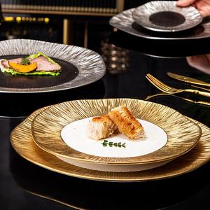 <span class=keywords><strong>Elegante</strong></span> y lujoso plato de cerámica chapado en oro para aperitivos, ensaladas, postres, pastas y pastas para hotel, restaurante o comedor, Platos y platos - Product Image 1
