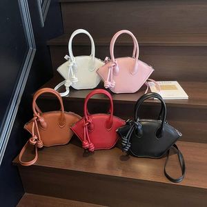 Bolso bandolera de mano tipo cubo de PU texturizado de alta gama para mujer, estilo primavera-verano 2025, que combina con todo. - Product Image 2